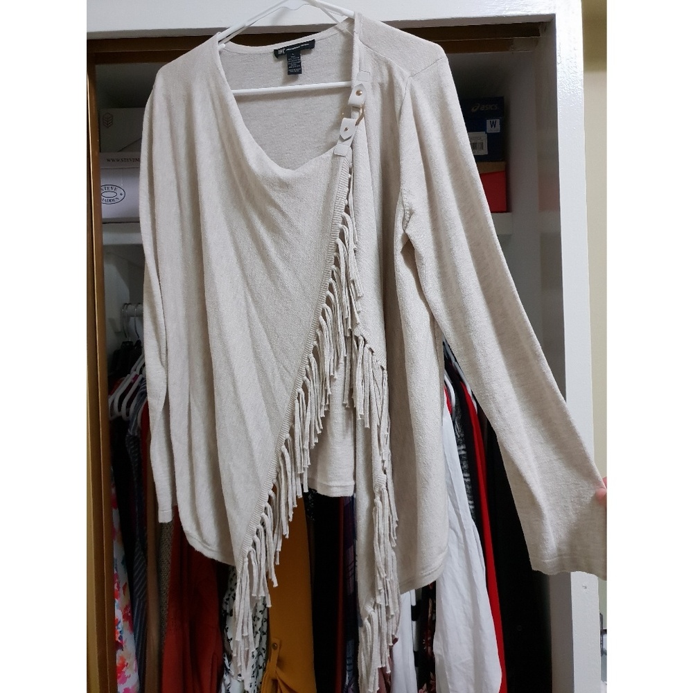 Cardigan/Sweater